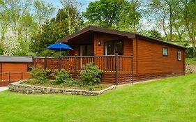 Woodlands Hotel & Pine Lodges